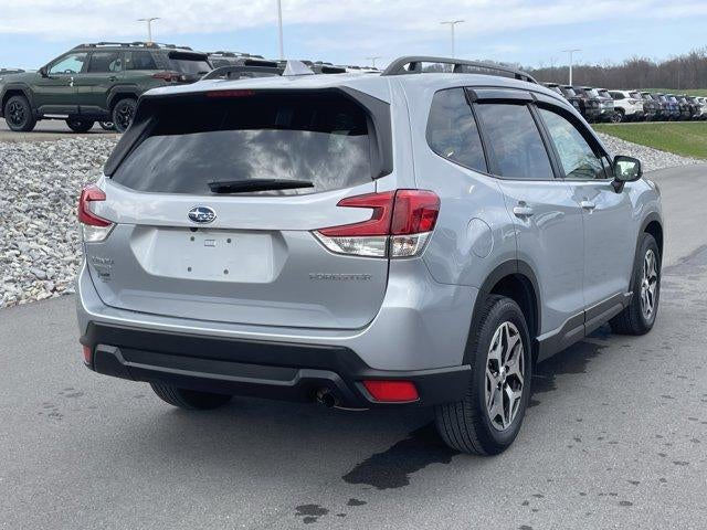 2023 Subaru Forester Premium CVT