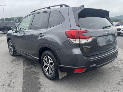 2024 Subaru Forester Premium AWD