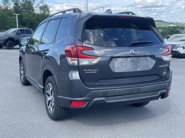 2023 Subaru Forester Premium CVT