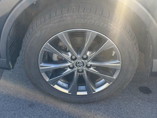 2018 Toyota RAV4 Limited AWD (GS)