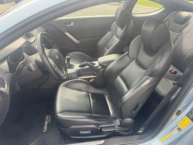 2010 Hyundai GENESIS COUPE 2Dr 3.8L Man Track
