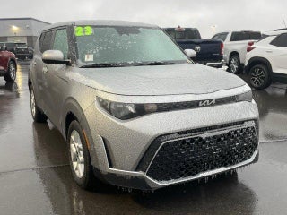 2023 Kia Soul LX IVT