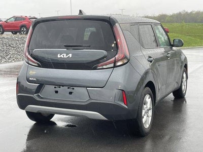 2024 Kia Soul LX IVT