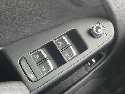 2015 Audi A4 4dr Sdn Auto quattro 2.0T Premium Plus
