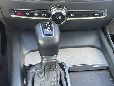 2022 Volvo V60 Cross Country T5 AWD