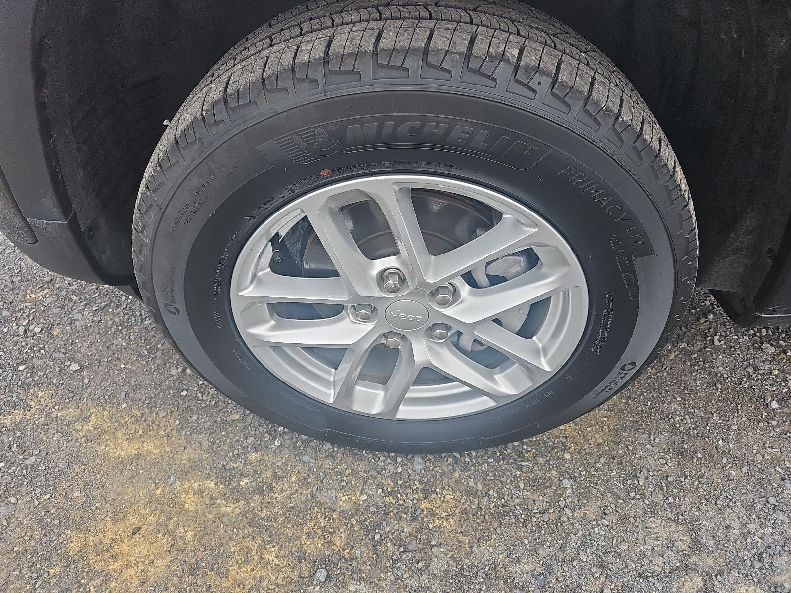 2025 Jeep Grand Cherokee Laredo X 4x4