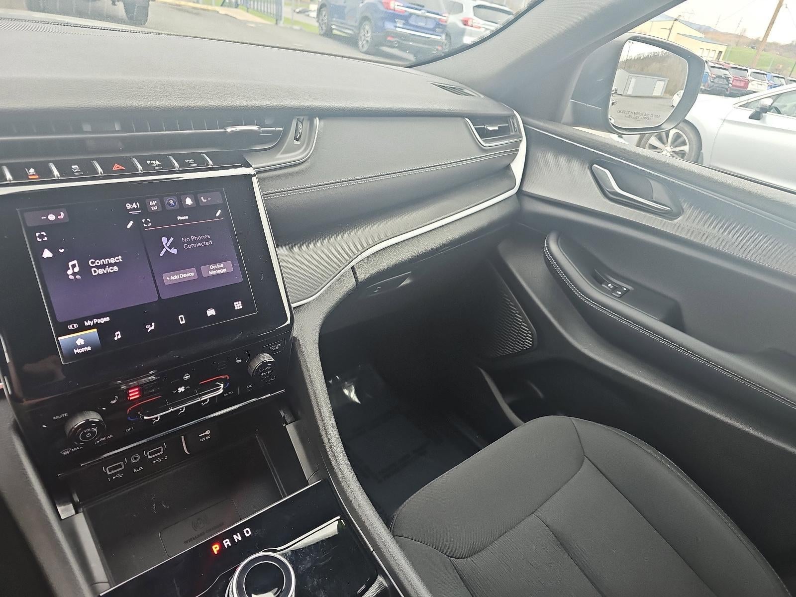 2025 Jeep Grand Cherokee Laredo X 4x4