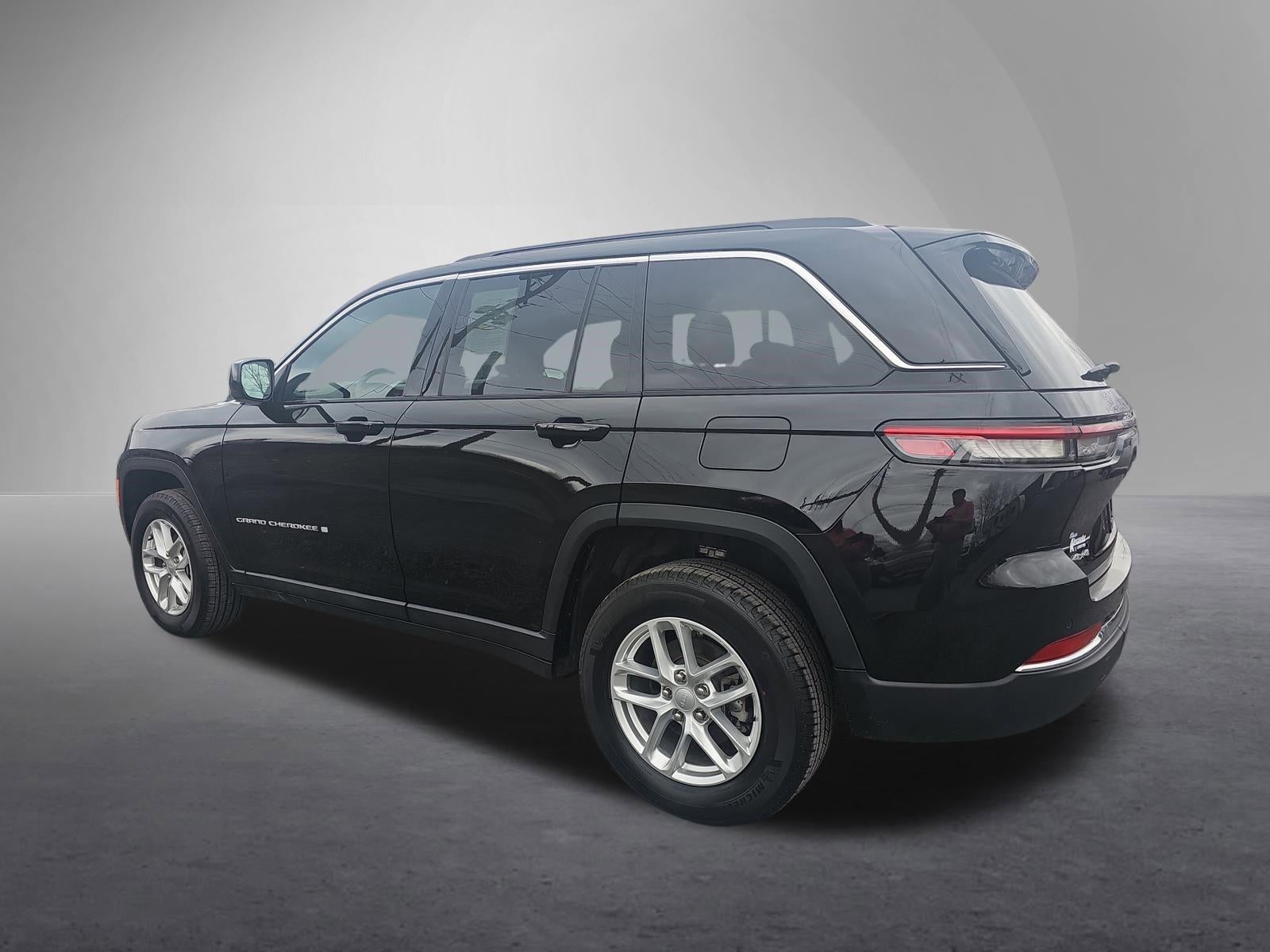 2025 Jeep Grand Cherokee Laredo X 4x4