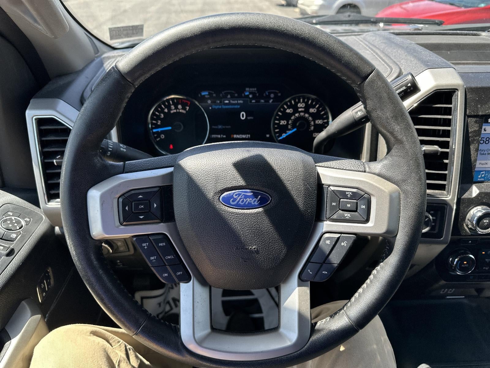 2017 Ford F-150 Lariat 4WD SuperCrew 5.5' Box
