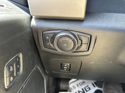 2017 Ford F-150 Lariat 4WD SuperCrew 5.5' Box