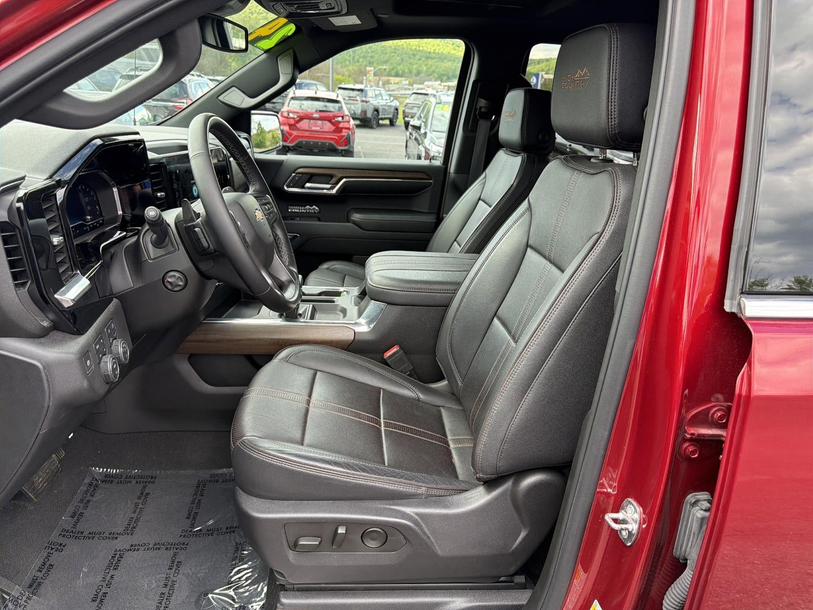 2024 Chevrolet Silverado 1500 Crew Cab Standard Box 4-Wheel Drive High Country