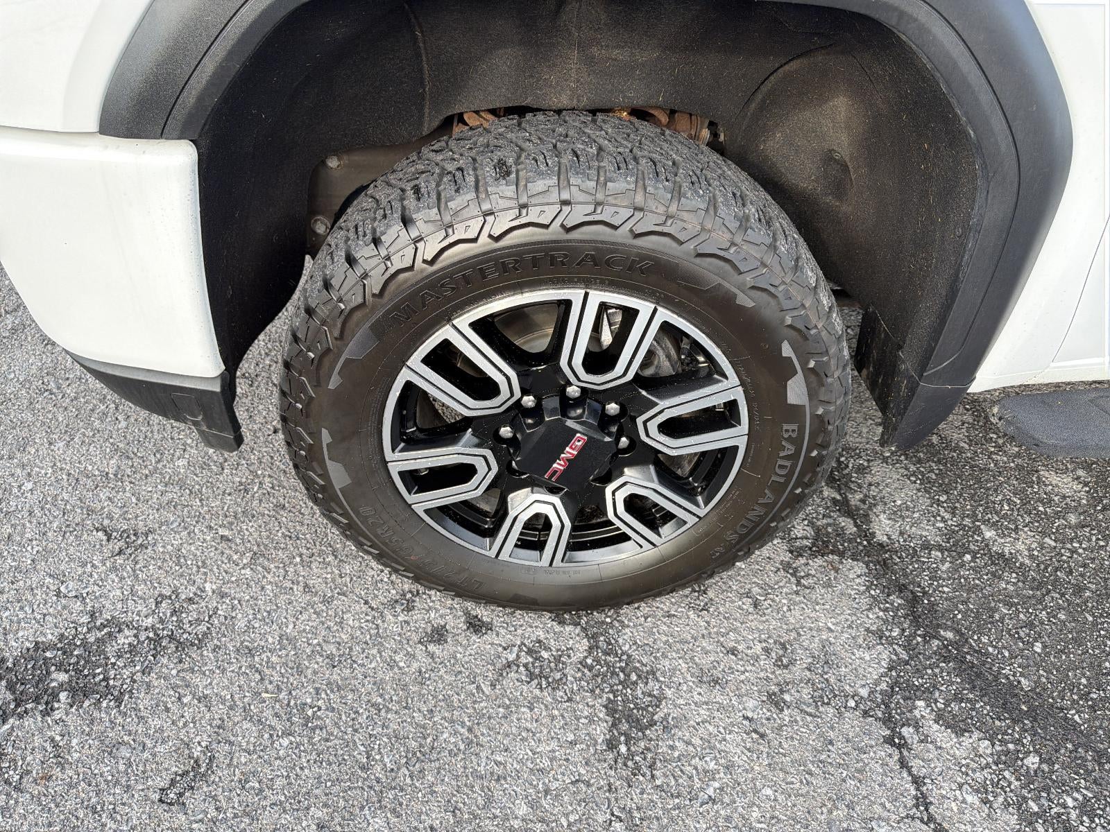 2022 GMC Sierra 2500 HD Crew Cab Standard Box 4-Wheel Drive AT4