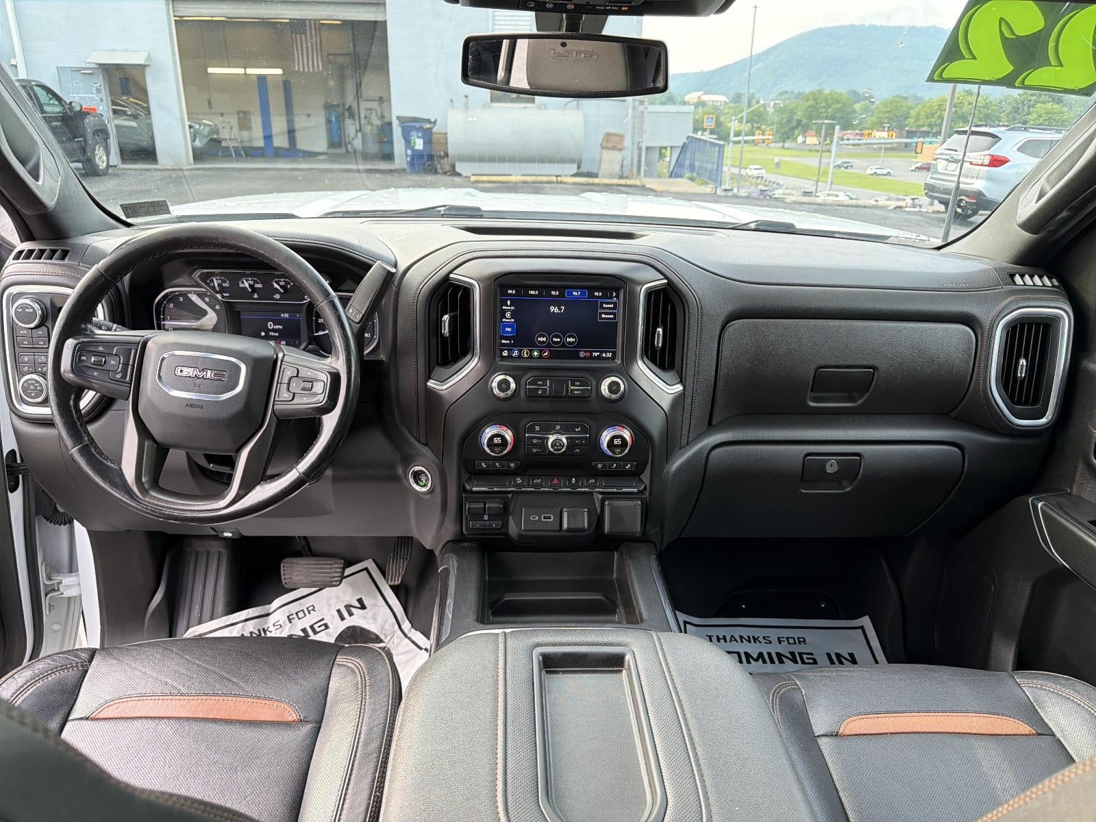 2022 GMC Sierra 2500 HD Crew Cab Standard Box 4-Wheel Drive AT4