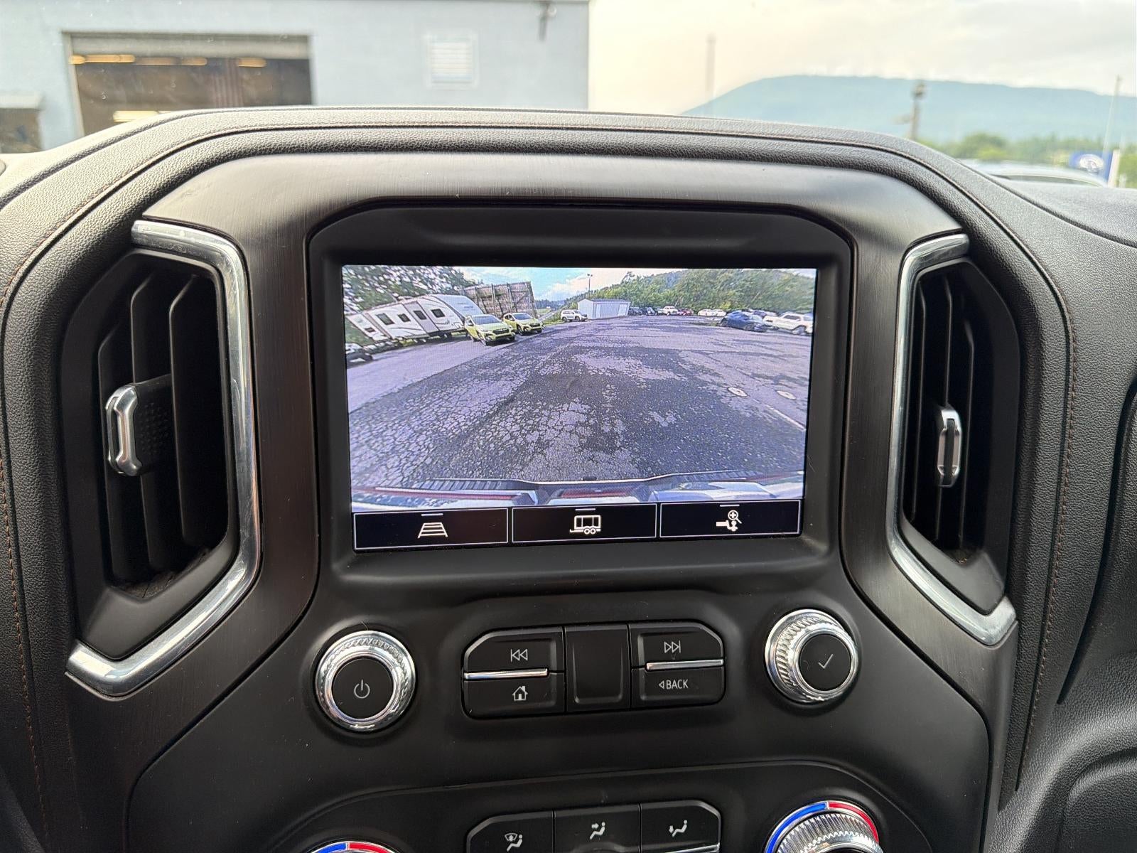 2022 GMC Sierra 2500 HD Crew Cab Standard Box 4-Wheel Drive AT4