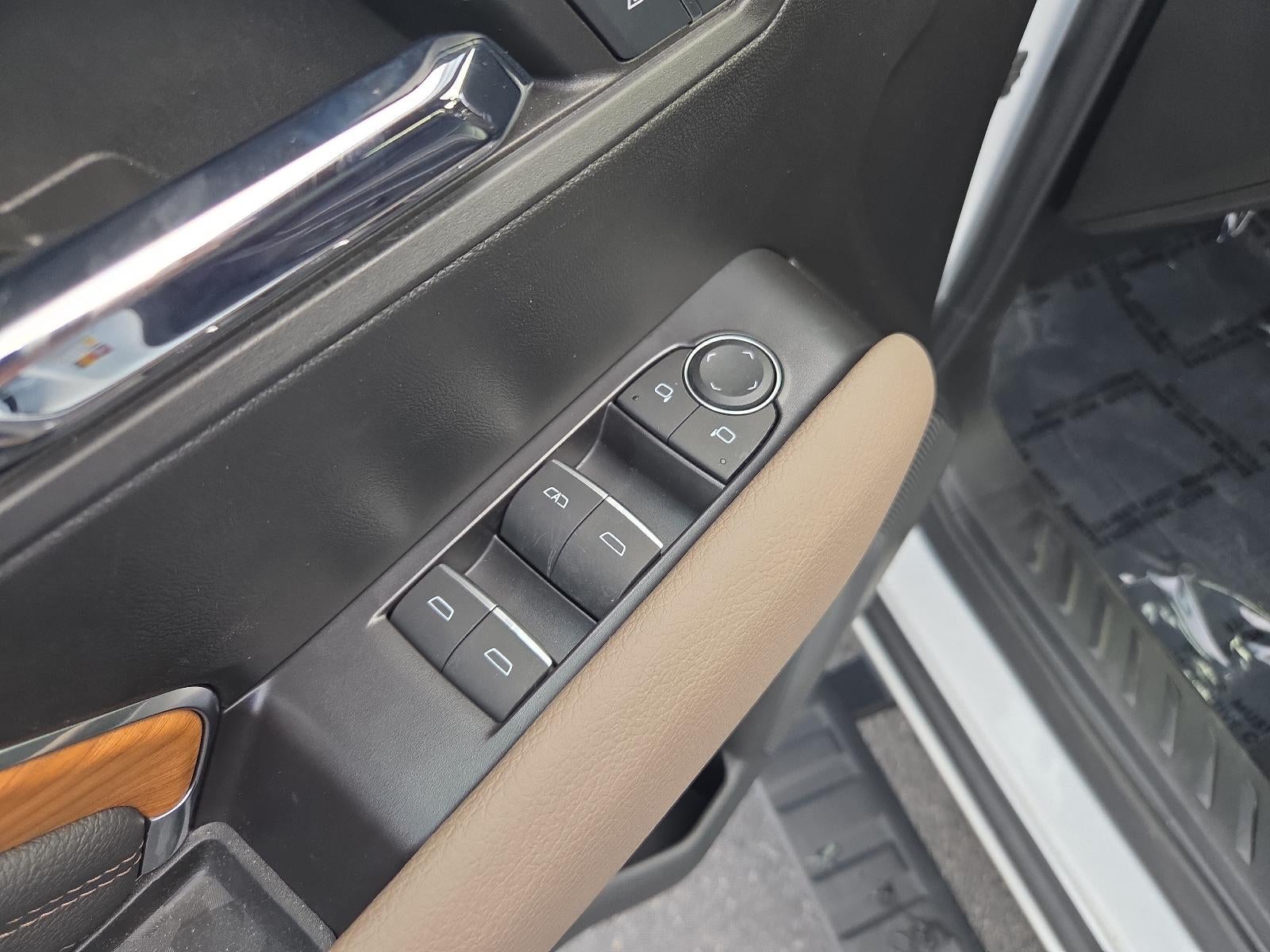 2024 GMC Canyon Crew Cab Short Box 4-Wheel Drive Denali