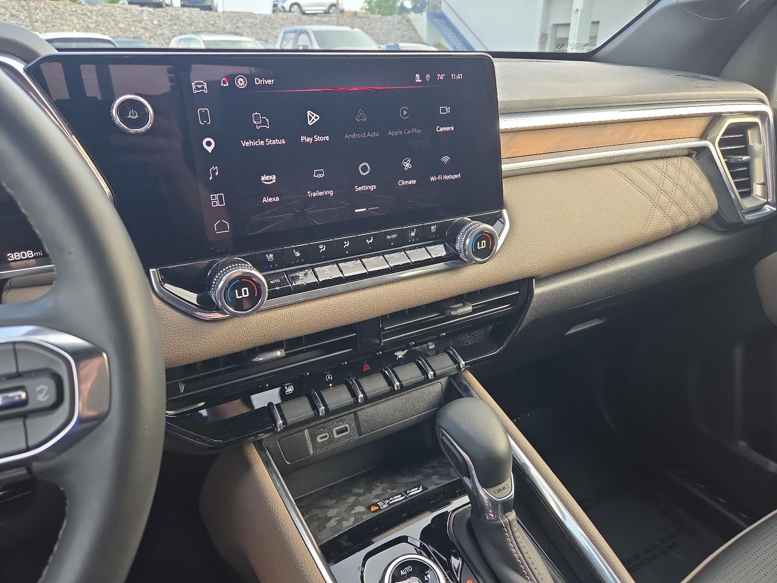 2024 GMC Canyon Crew Cab Short Box 4-Wheel Drive Denali