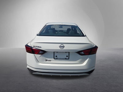 2025 Nissan Altima SV FWD
