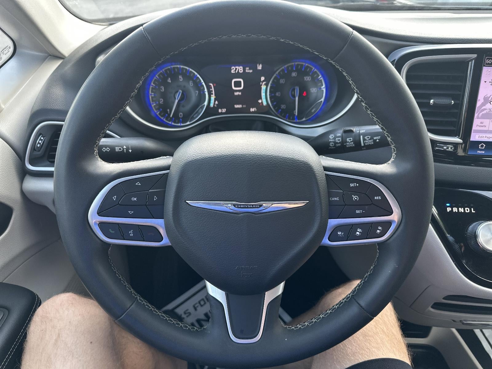 2023 Chrysler Pacifica Touring L FWD