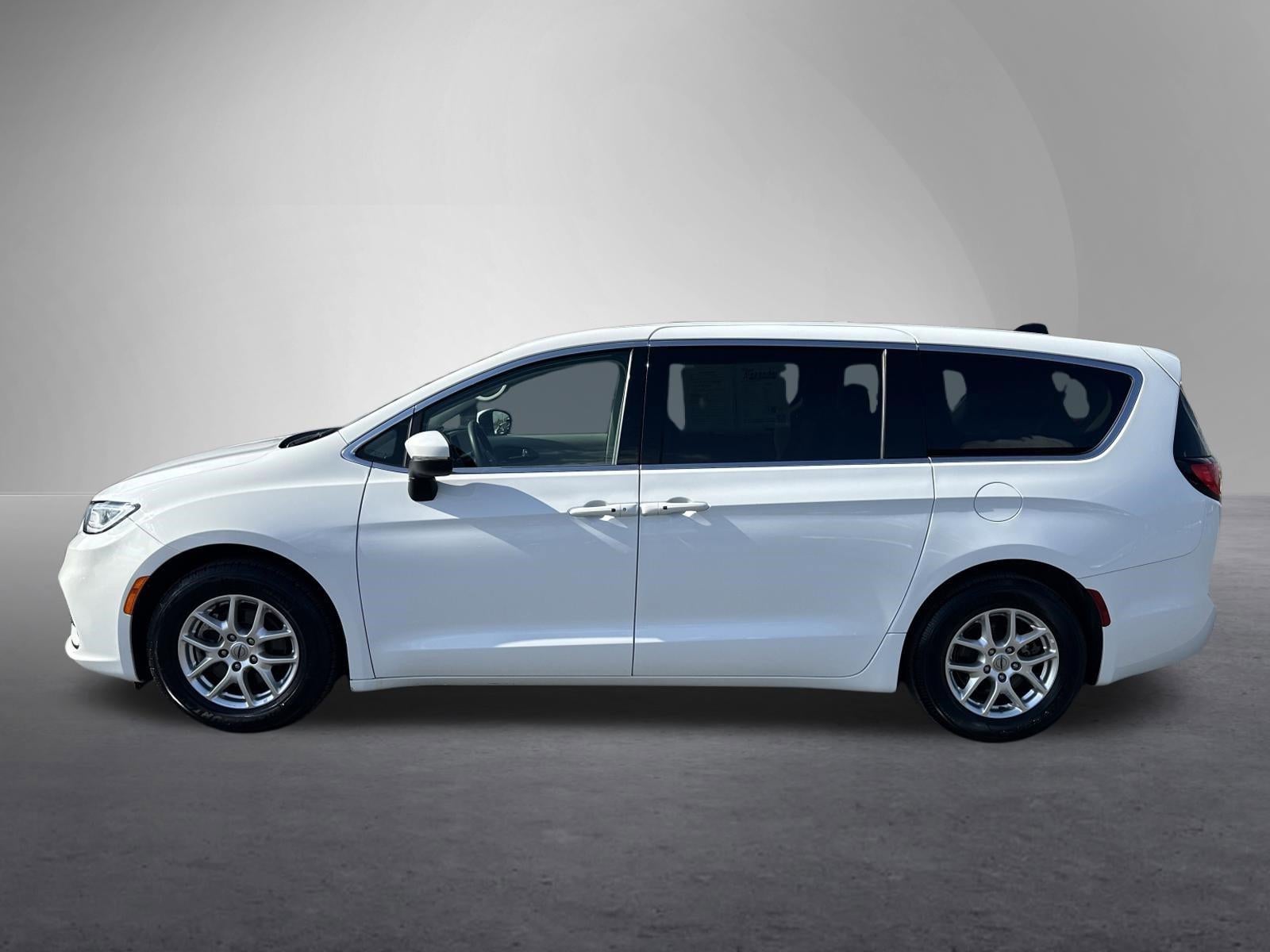 2023 Chrysler Pacifica Touring L FWD