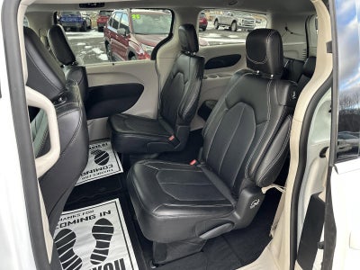 2024 Chrysler Pacifica Touring L FWD