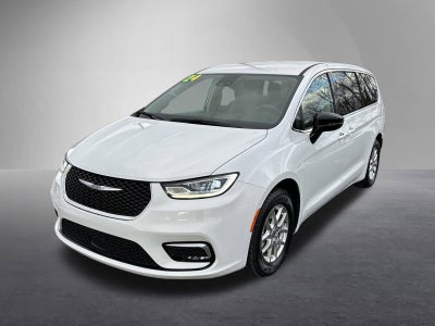 2024 Chrysler Pacifica Touring L FWD