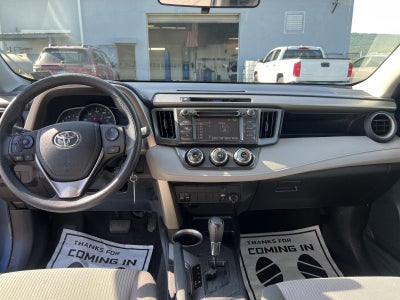 2014 Toyota RAV4 AWD 4dr LE (Natl)
