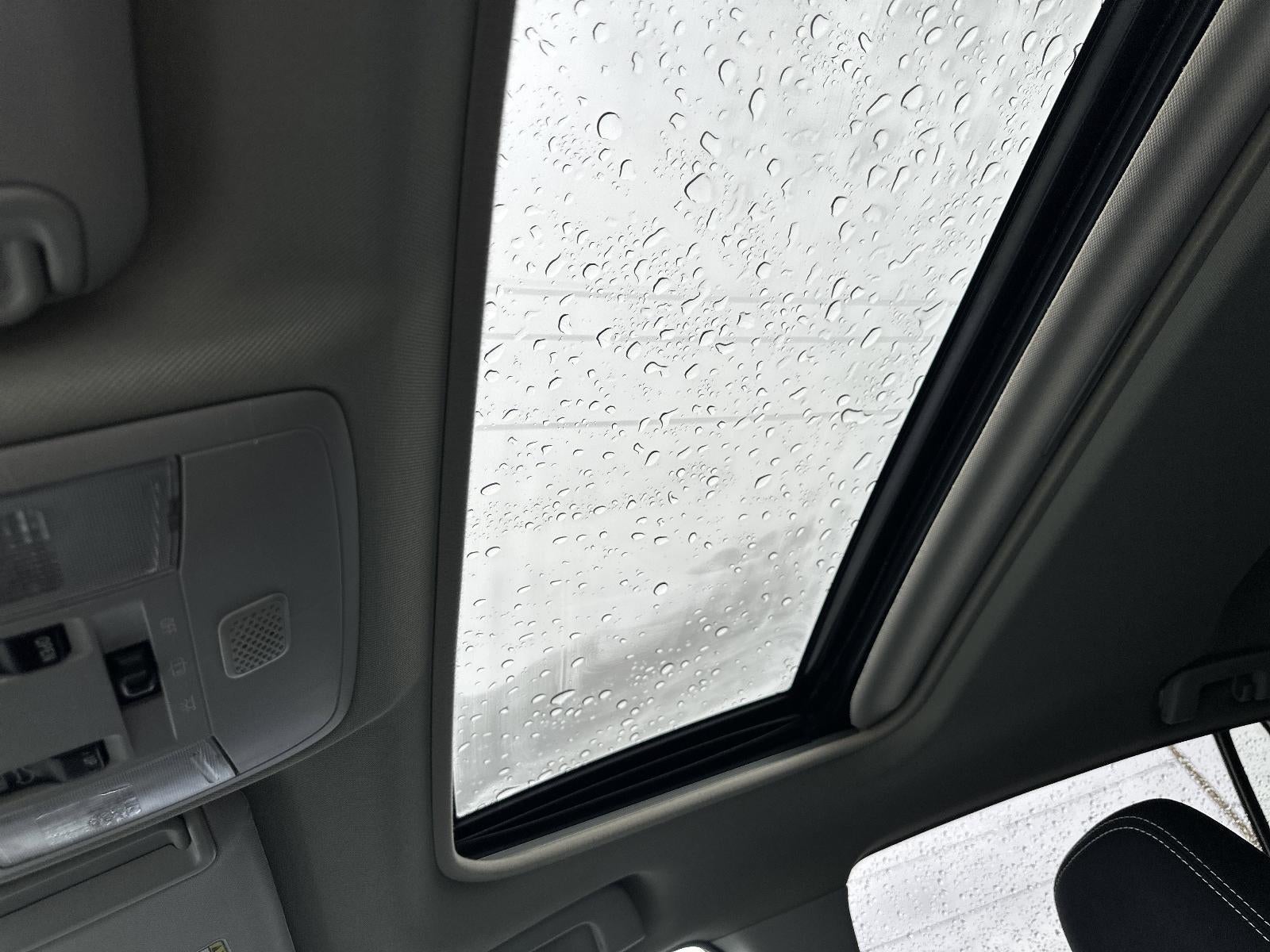 2018 Toyota RAV4 XLE AWD (Natl)