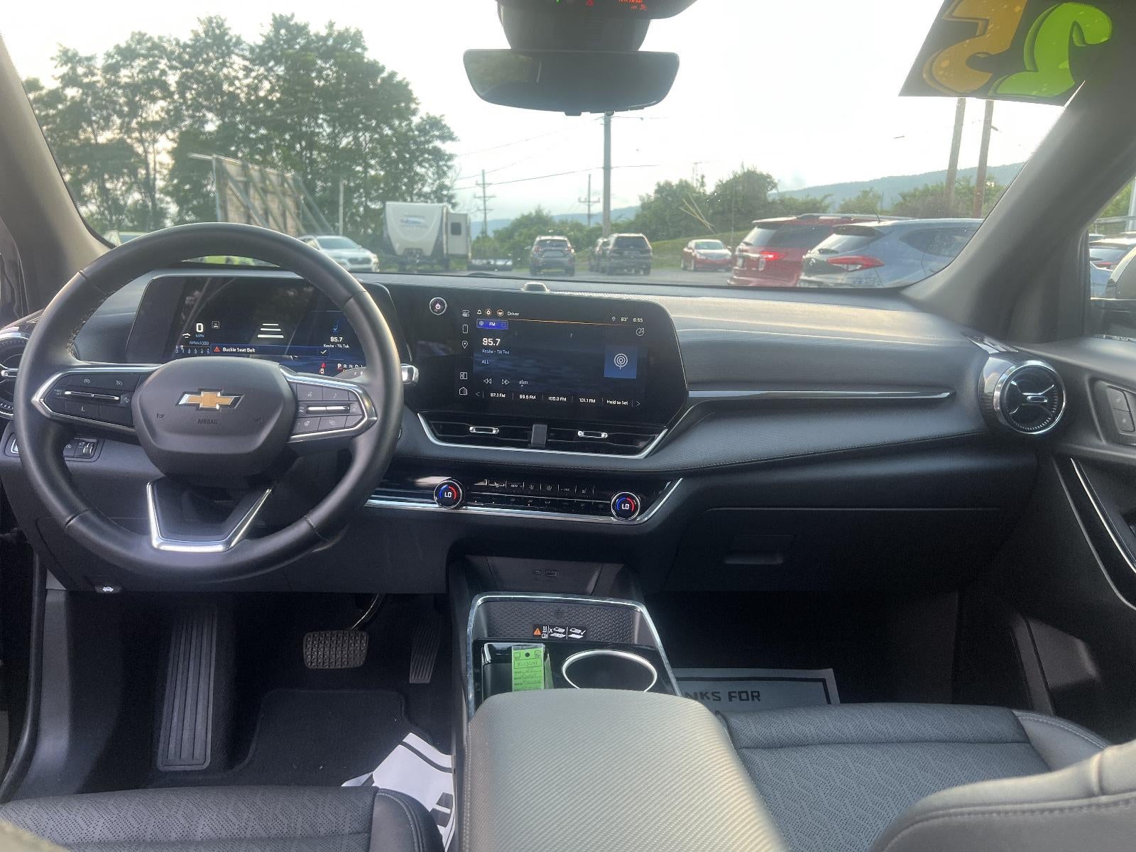 2025 Chevrolet Equinox AWD LT