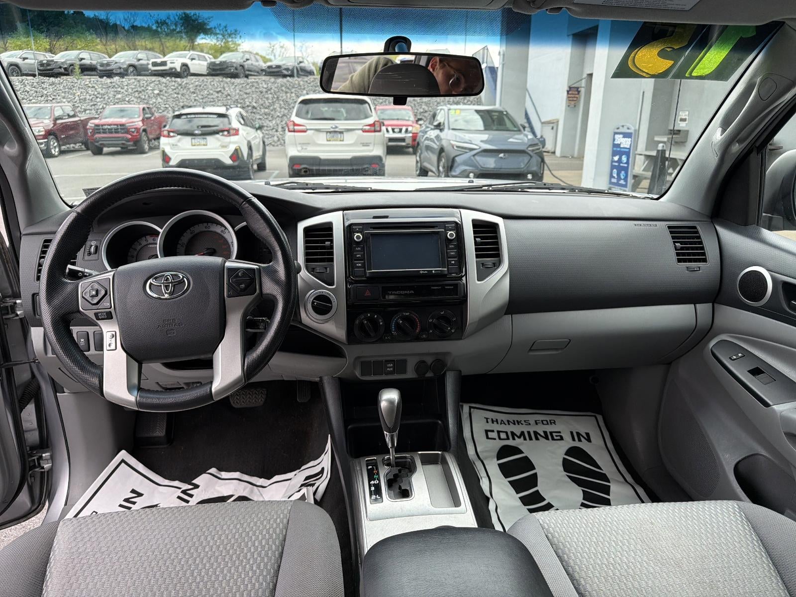 2015 Toyota Tacoma 4WD Double Cab Short Bed V6 Automatic (Natl)