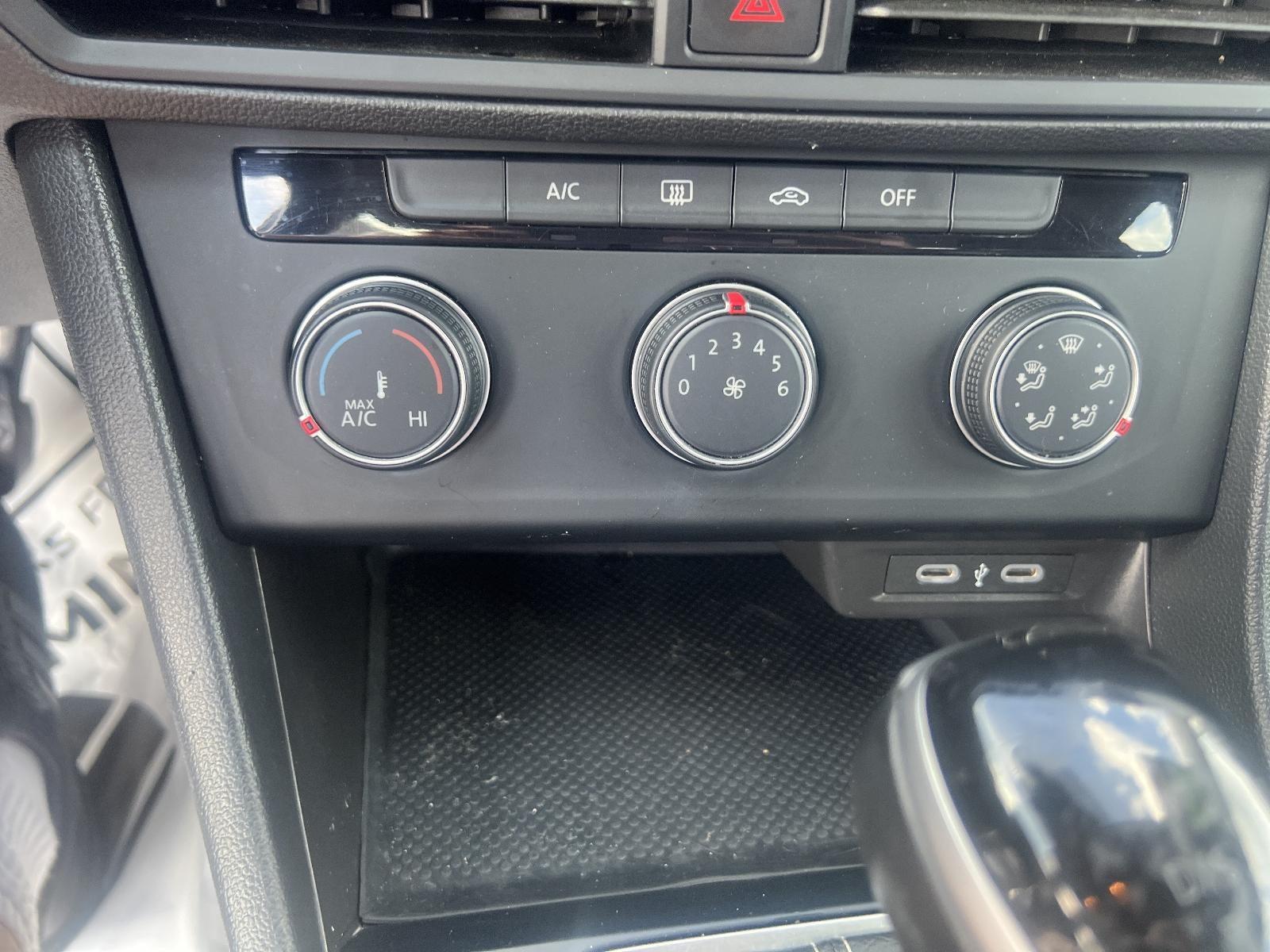 2024 Volkswagen Jetta S Auto