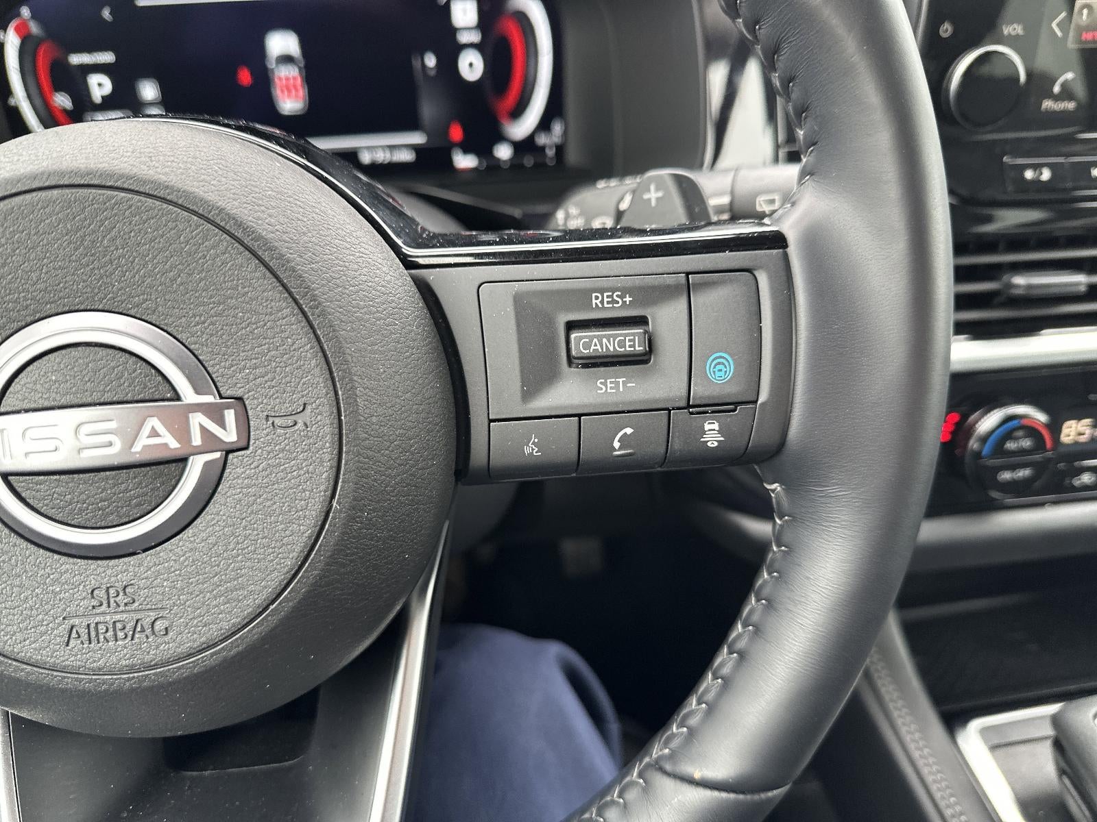 2024 Nissan Pathfinder Platinum 4WD