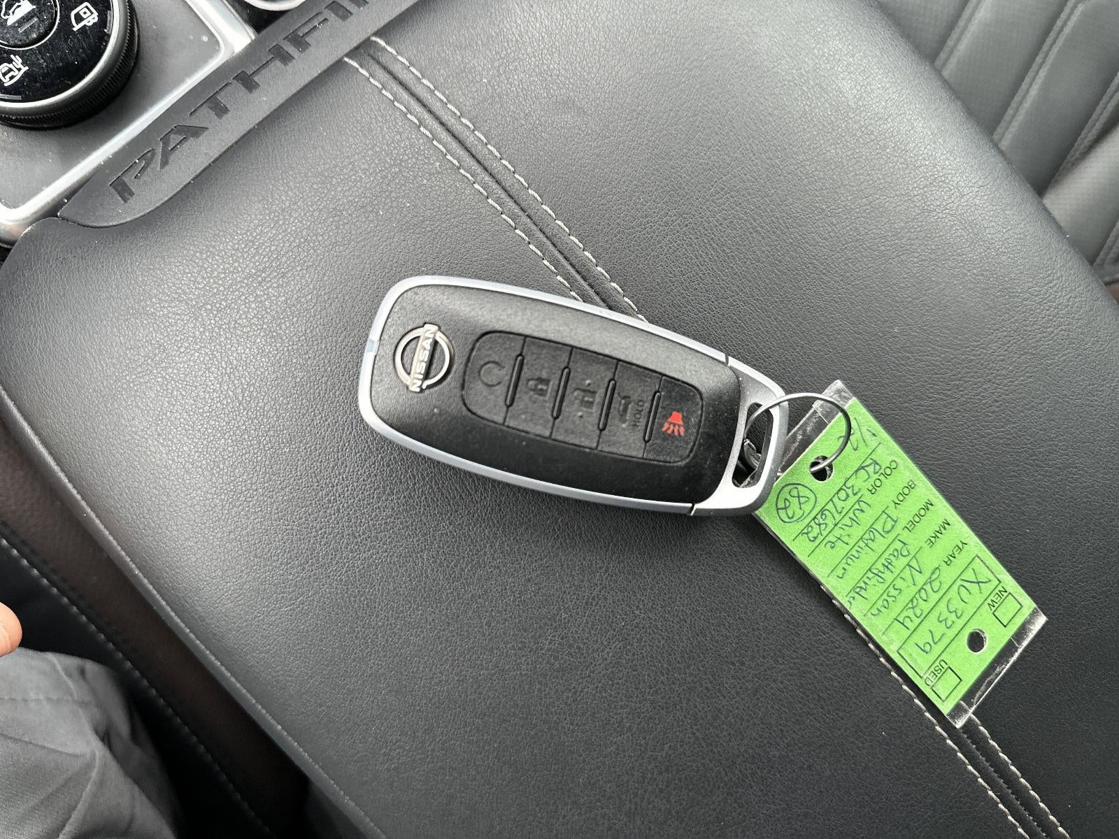 2024 Nissan Pathfinder Platinum 4WD