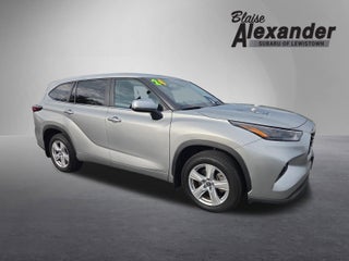 2024 Toyota Highlander LE AWD (SE)