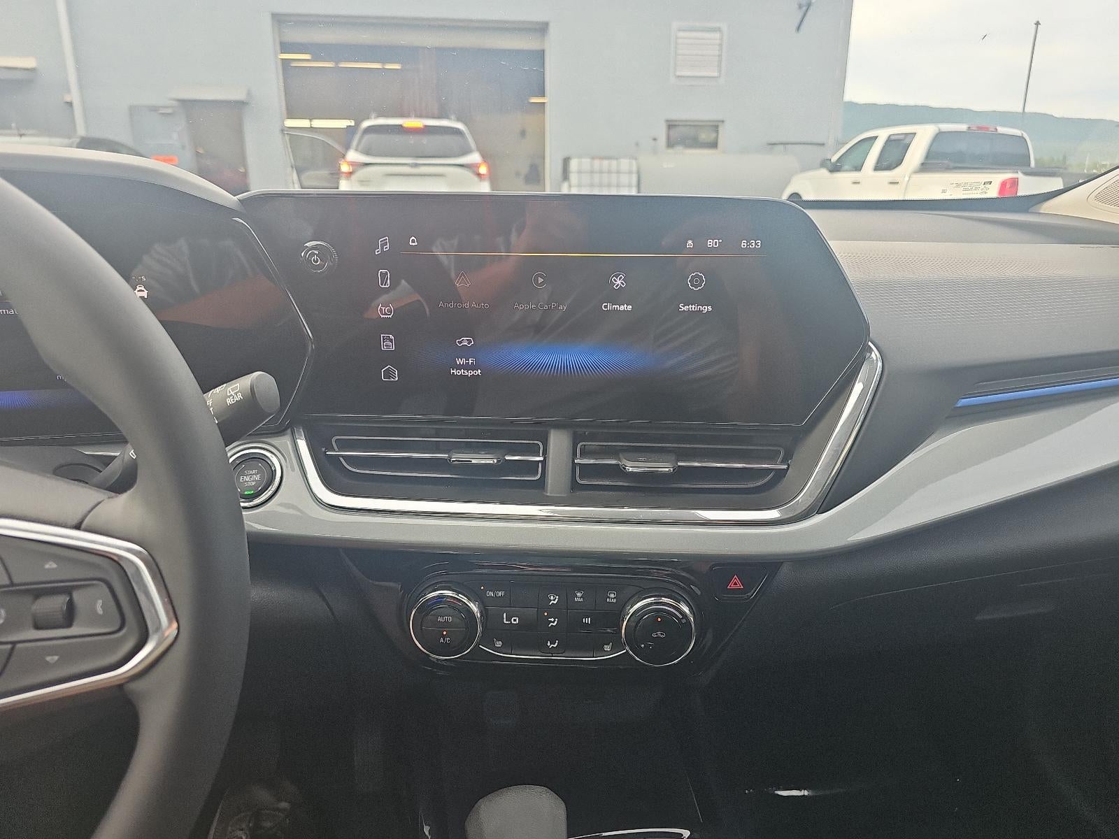 2024 Chevrolet Trax FWD 4dr LT