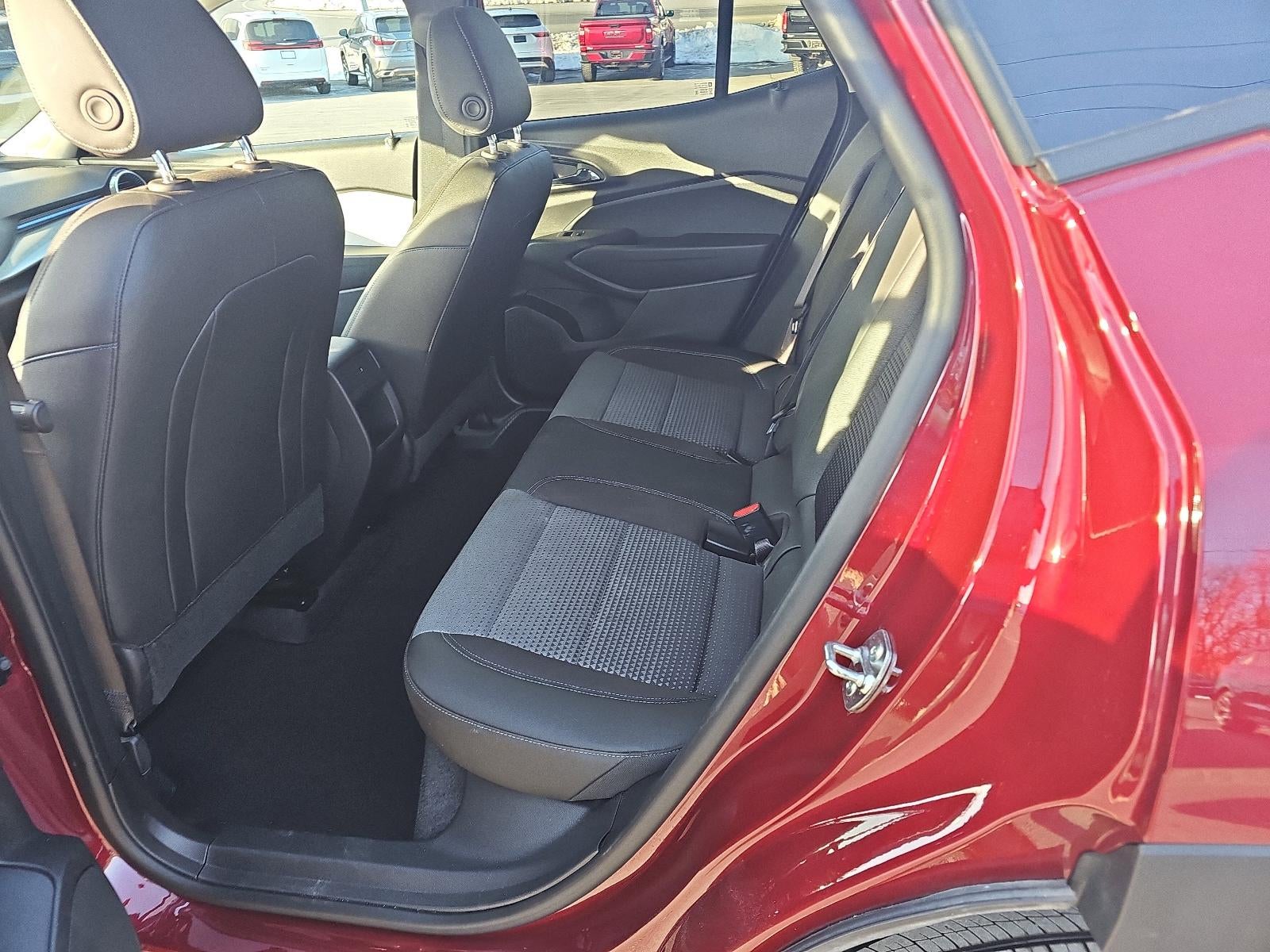 2025 Chevrolet Trax FWD 4dr LT