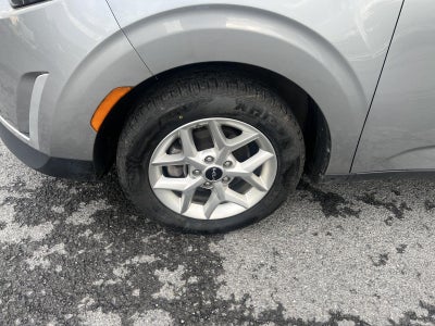 2024 Kia Soul LX IVT