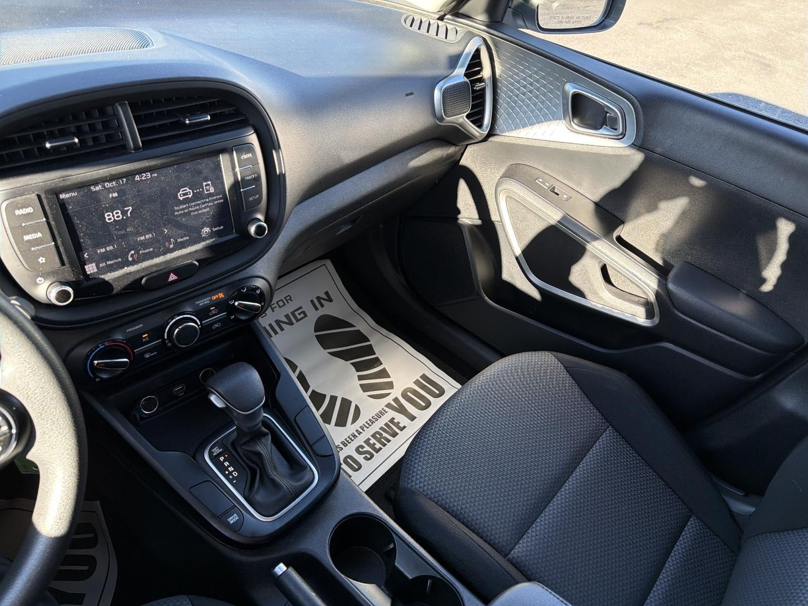2024 Kia Soul LX IVT