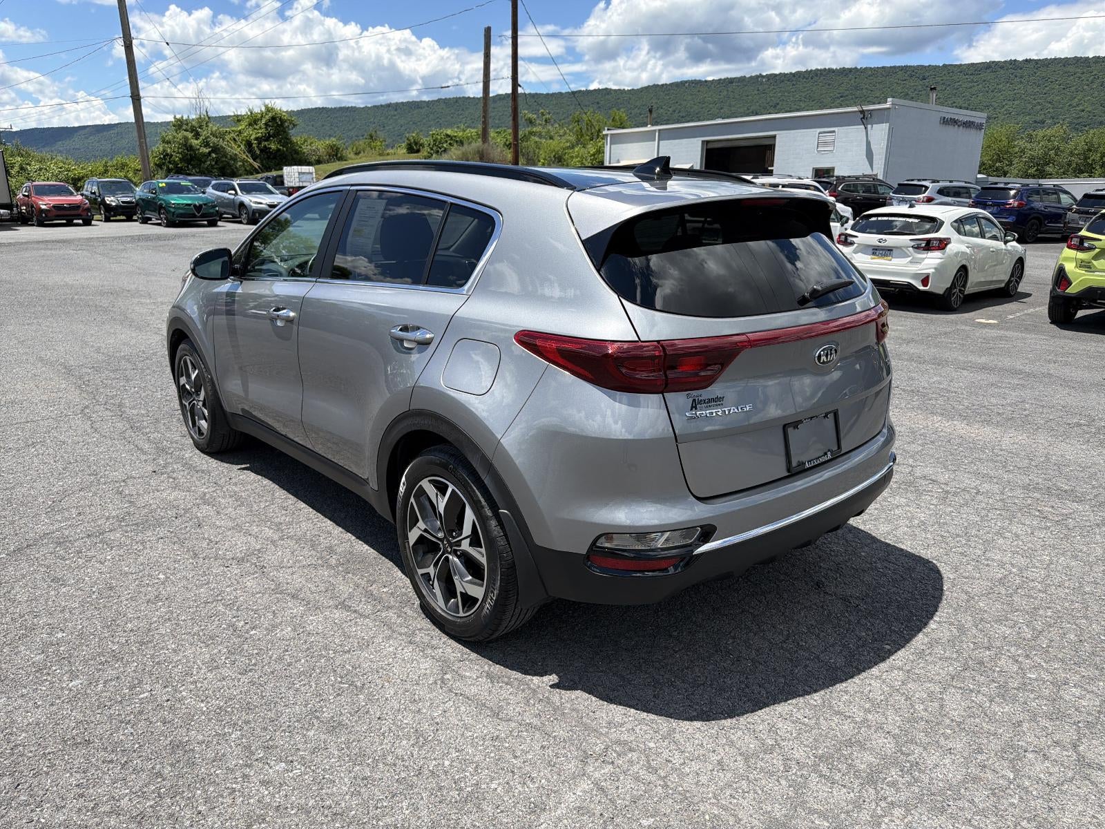 2022 Kia Sportage EX FWD