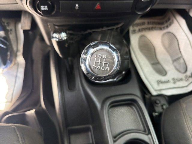 2015 Jeep Wrangler Unlimited 4WD 4dr Sport