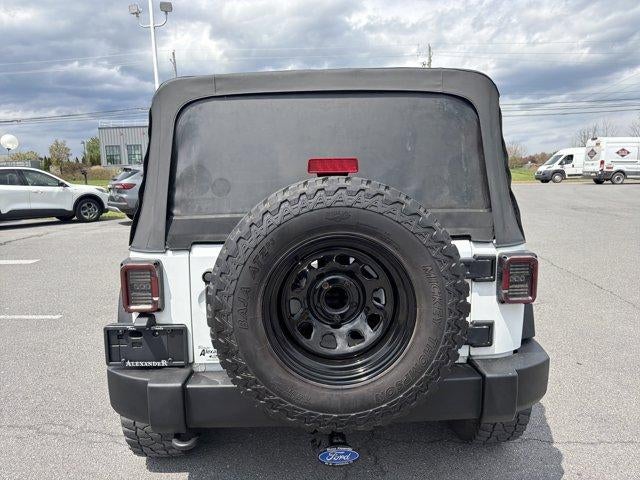 2015 Jeep Wrangler Unlimited 4WD 4dr Sport