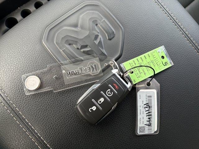 2026 RAM 1500 Laramie 4x4 Crew Cab 5'7" Box