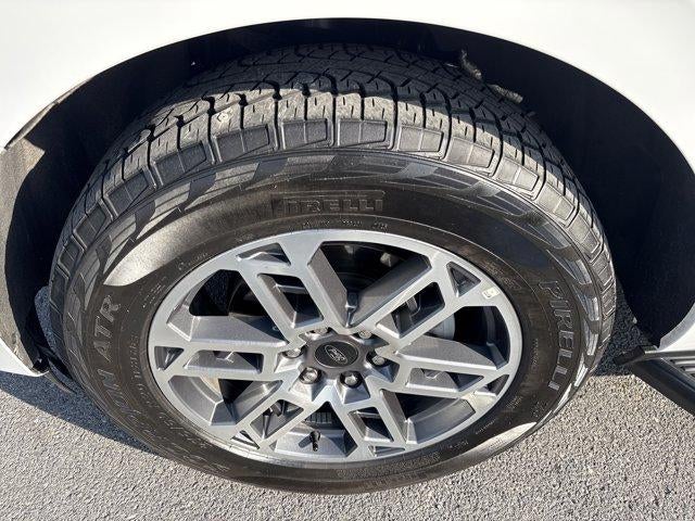 2025 Ford Expedition Max Active 4x4