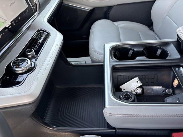 2025 Ford Expedition Max Active 4x4