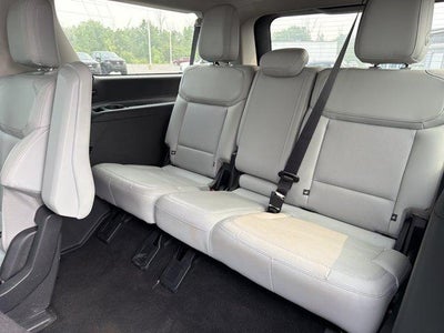 2025 Ford Expedition Max Platinum 4x4
