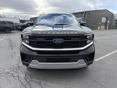 2025 Ford Expedition Max Platinum 4x4