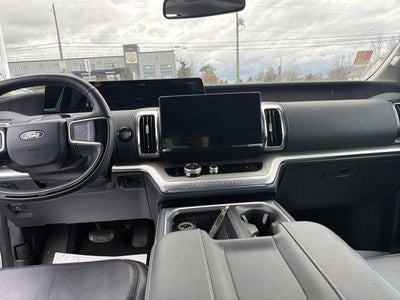 2025 Ford Expedition Max Platinum 4x4