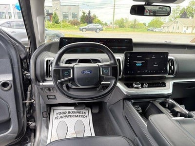 2025 Ford Expedition Max Platinum 4x4