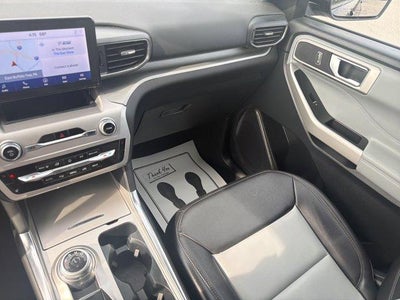 2022 Ford Explorer XLT 4WD