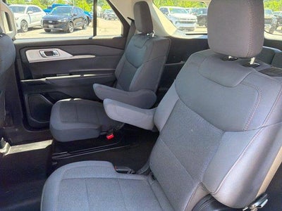 2026 Ford Explorer Active w/200A Pkg 4WD