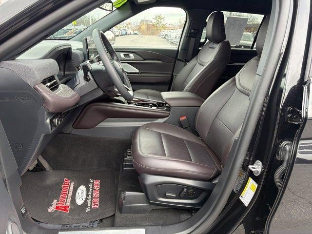 2026 Ford Explorer Platinum 4WD